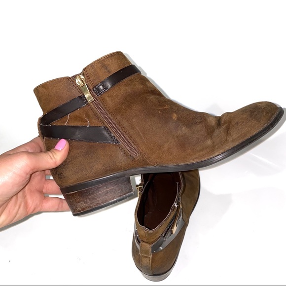 Franco Sarto Women’s Brown Ankle Bootie - Picture 5 of 9